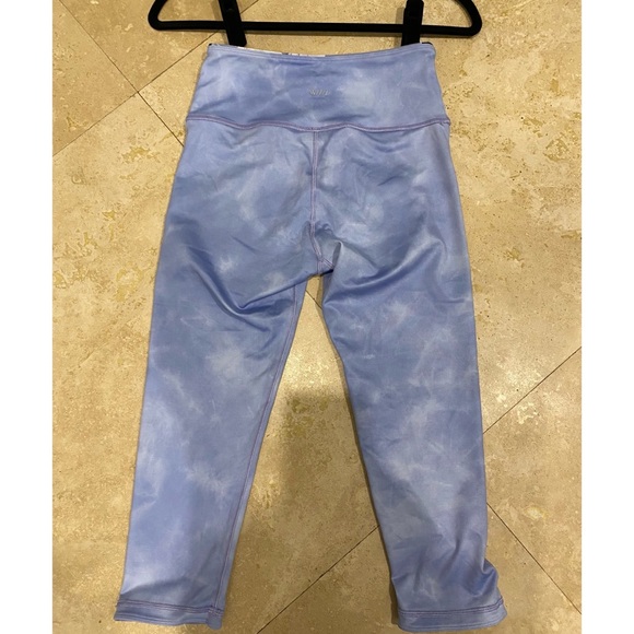 Peloton by WITH Wildflower High Rise Capri Size S - Picture 4 of 4